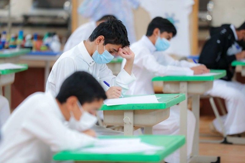 تقنية إلكترونية حديثة للتصحيح الآلي لاختبارات الطلاب التحريرية